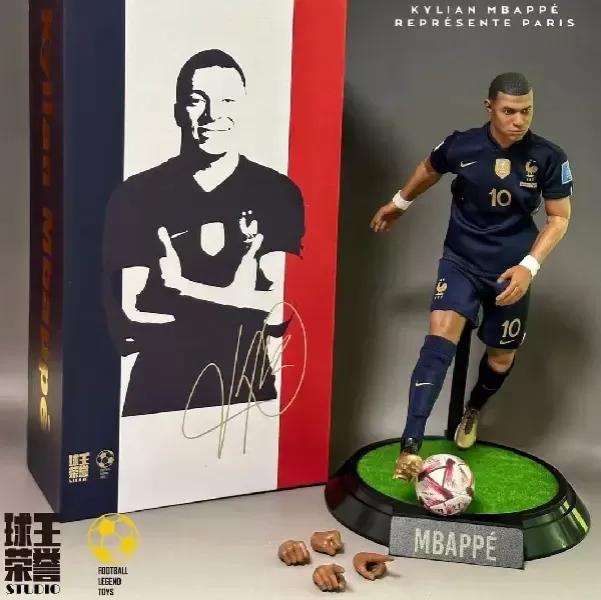 kaiyun姆巴佩皇家马德里2026赛季银河战舰领航者1:6限量版手办雕像